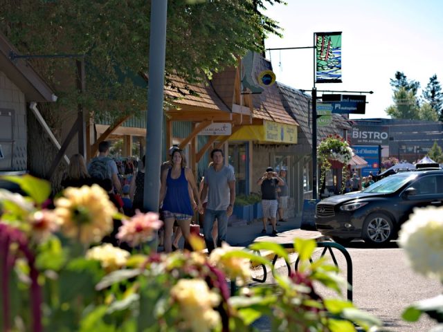 tcv-invermere-shopping-1080x720